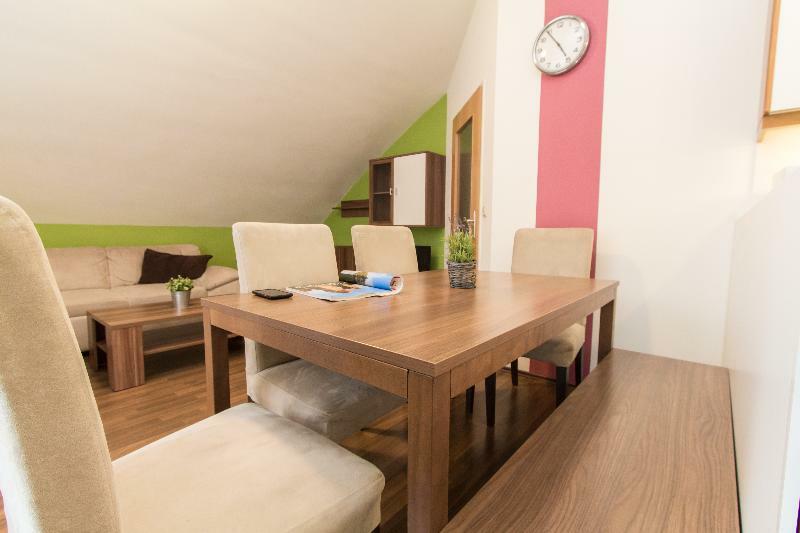 Apartmenthaus Hietzing I Contactless Check-In Viena Exterior foto